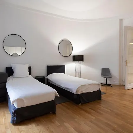 Spcaious Flat 160 M2 Next To Eiffel Tower