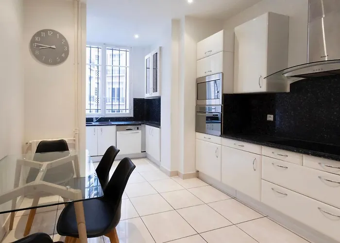 Spcaious Flat 160 M2 Next To Eiffel Tower Apartman *