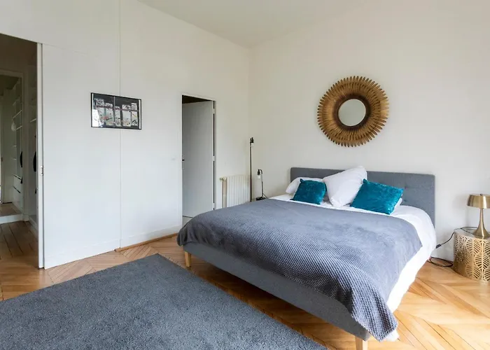 Spcaious Flat 160 M2 Next To Eiffel Tower Párizs